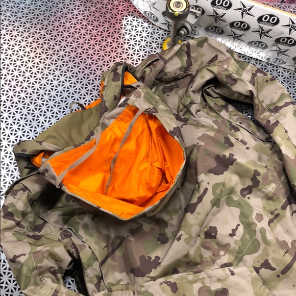 🔥BURTON BLACK OPS HEAVY DUTY SNOWBOARD JACKET🔥 - Picture 8 of 14